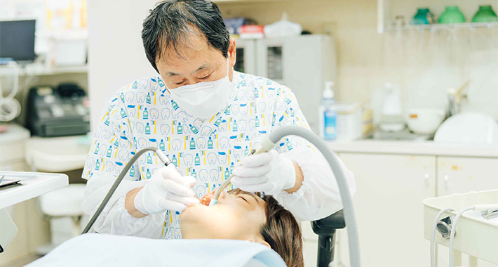 歯がしみる　歯周病治療